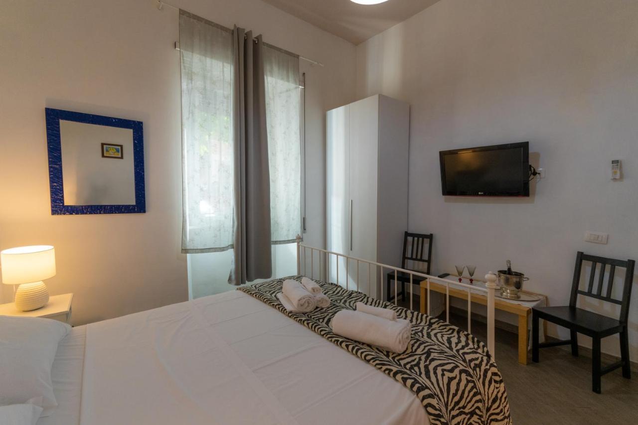 Vercelli Guest House Near San Giovanni Roma Exterior foto